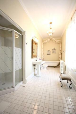 Hostal The Rendell Shea Manor