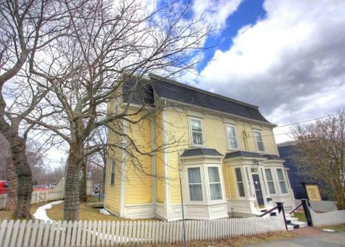 Hostal The Rendell Shea Manor