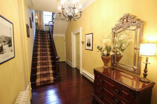 Hostal The Rendell Shea Manor