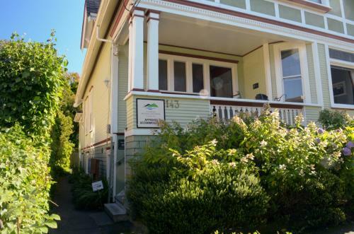 Hostal Ocean Island Suites