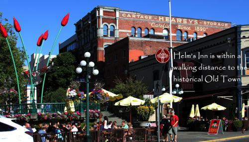 Hotel Helm's Inn