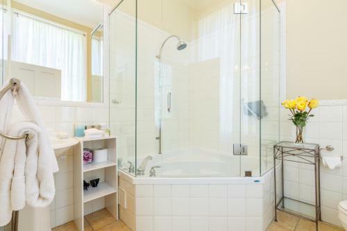 Bed & Breakfast Fairholme Manor Inn