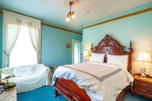 Bed & Breakfast Amethyst Inn