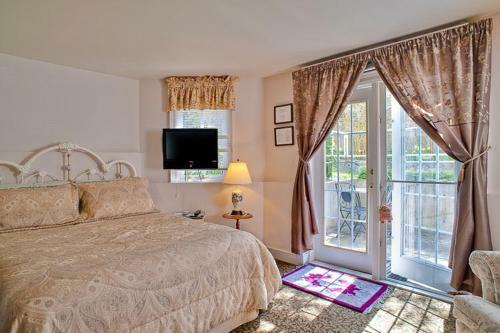 Bed & Breakfast Amethyst Inn