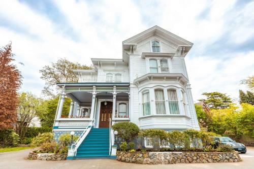 Bed & Breakfast Amethyst Inn