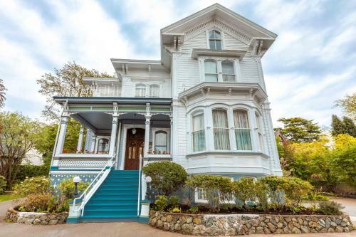 Bed & Breakfast Amethyst Inn