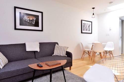 Apartamentos Lee Chong Luxury Vacation Rentals