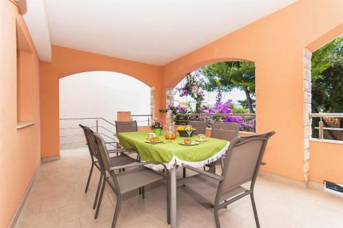 Apartments Stjepan