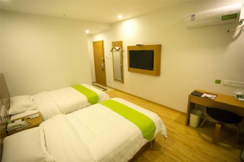 Vatica Anhui Hefei Heping Road Anhui Textile Mill Station Hotel