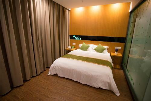 Vatica Anhui Hefei Heping Road Anhui Textile Mill Station Hotel