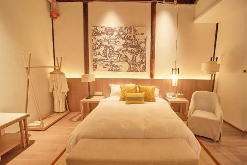 Formoon Boutique Hotel