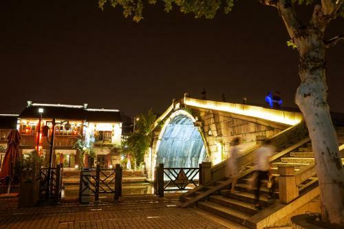 Formoon Boutique Hotel