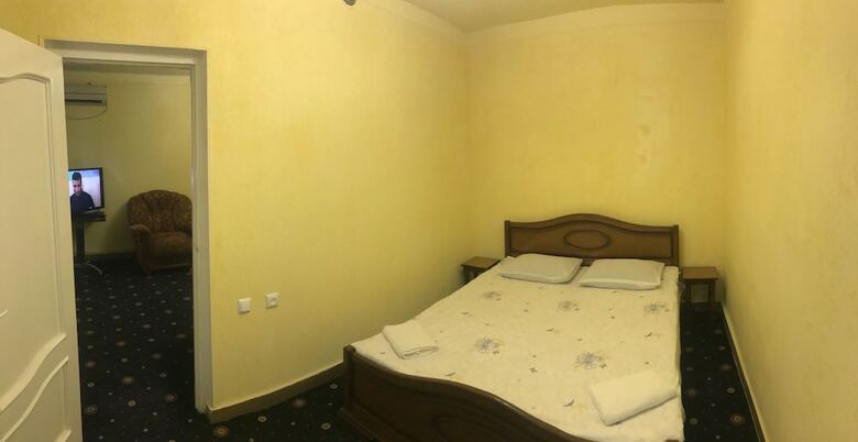 Best Hostel Republic Square