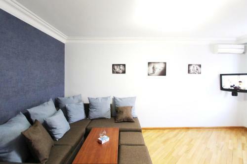 Armt Apartments At Abovyan Street
