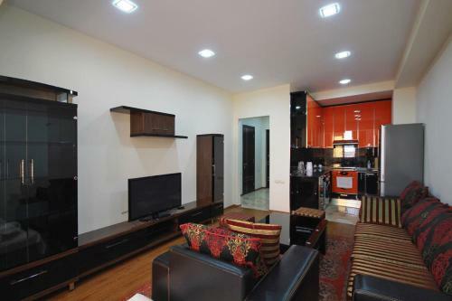 Freedom Apartments On Buzand Street