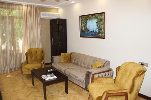 Apartment On Abovyan 17