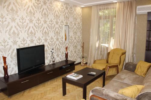 Apartment On Abovyan 17
