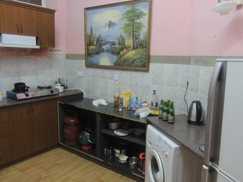 Republic Square Hostel And Tours