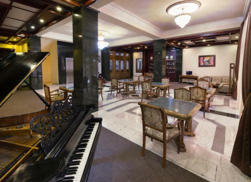 Hotel Ani Central Inn
