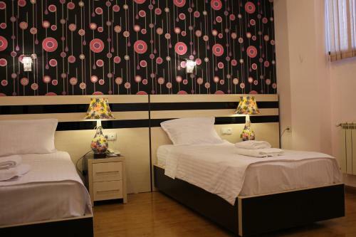Hotel For You