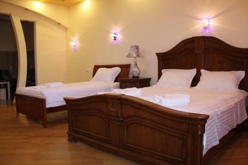 Hotel For You