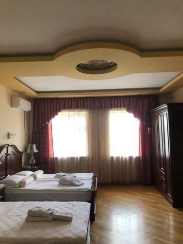 Hotel For You