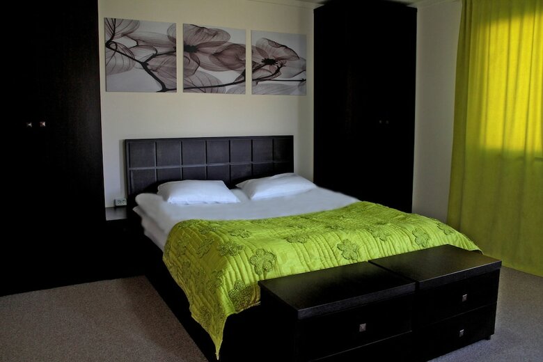 Cross Resort Hotel