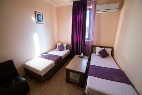 Alex Hotel