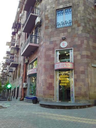 Pinoy Hostel & Tours