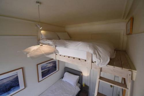 Apartamento 4 Bedroom Flat In City Centre Sleeps 8
