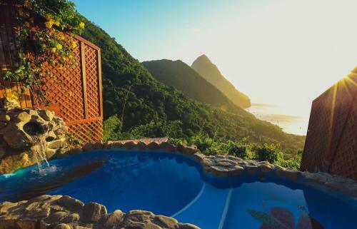 Hotel Ladera Resort
