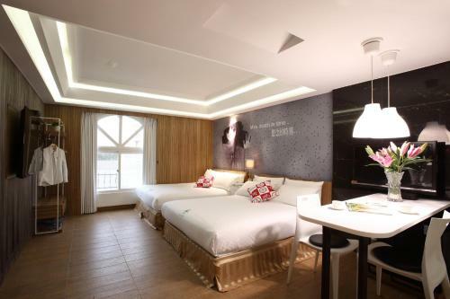 Long View Hotel