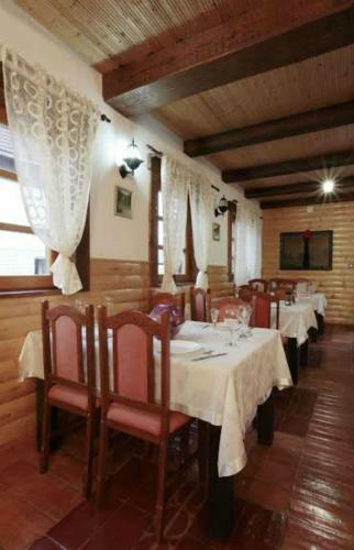 Hostal Adriana Guesthouse