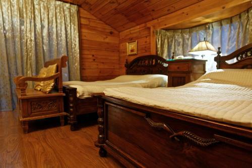 Bed & Breakfast Sun Moon Lake Full House Resort