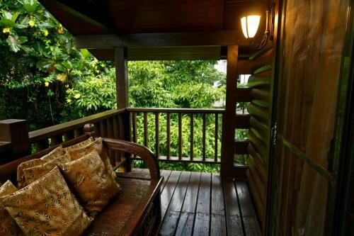 Bed & Breakfast Sun Moon Lake Full House Resort