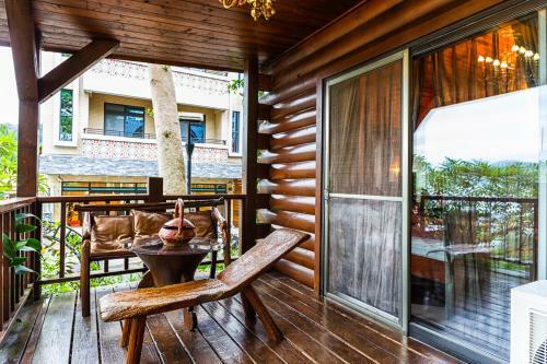 Bed & Breakfast Sun Moon Lake Full House Resort