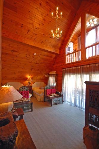 Bed & Breakfast Sun Moon Lake Full House Resort