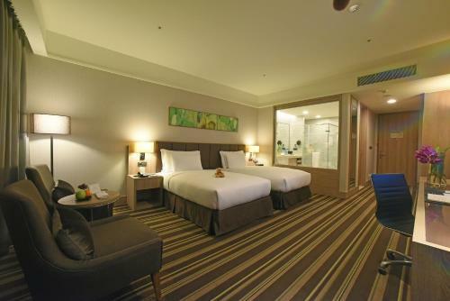 Fullon Hotel Taoyuan Airport Access Mrt A8
