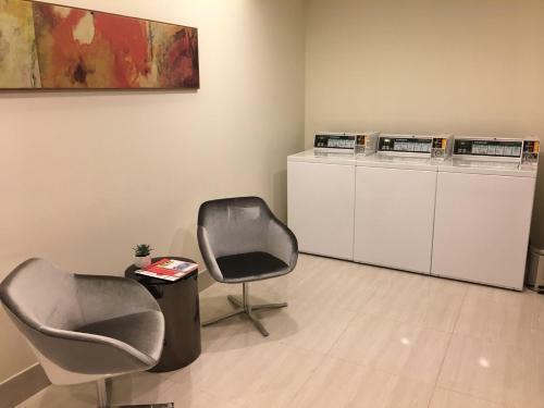 Fullon Hotel Taoyuan Airport Access Mrt A8
