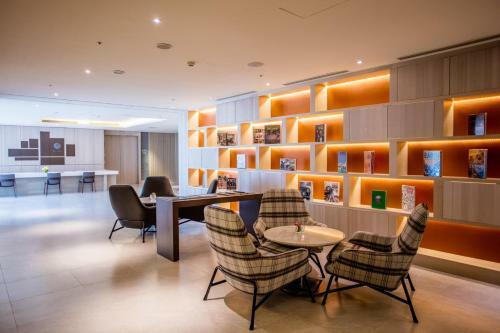 Fullon Hotel Taoyuan Airport Access Mrt A8