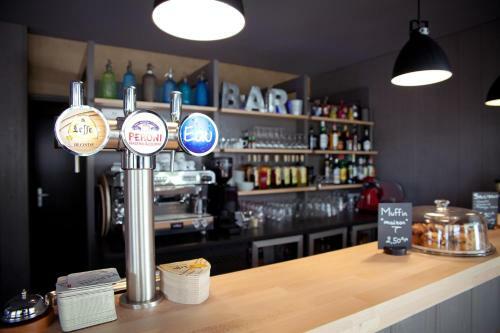 Hotel Cot� Lac