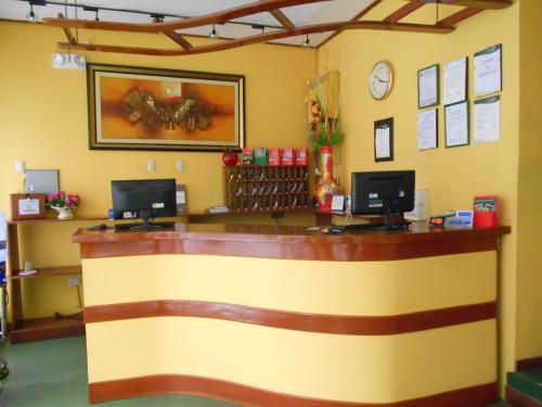 Hotel Oro Verde & Suites