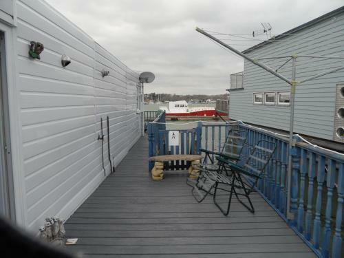 Houseboat Heyvon
