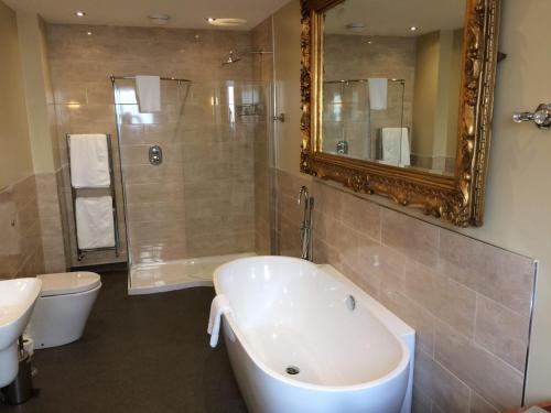 New House Country Hotel