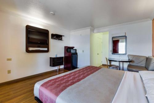 Hotel Motel 6 San Jose Convention Center