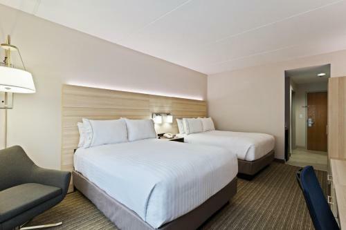 Holiday Inn Express Hotel & Suites Inverness