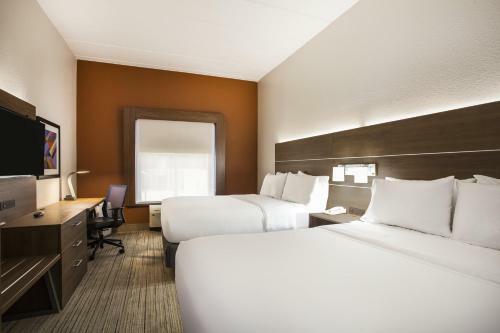 Holiday Inn Express Hotel & Suites Inverness