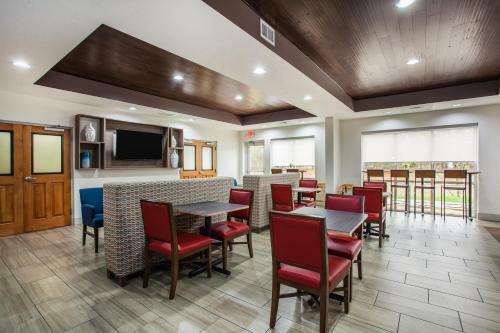 Holiday Inn Express Hotel & Suites Inverness