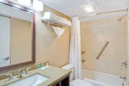 Hotel Ramada By Wyndham Seekonk Providence Area