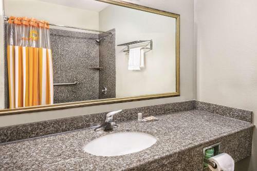 Hotel La Quinta By Wyndham Mercedes